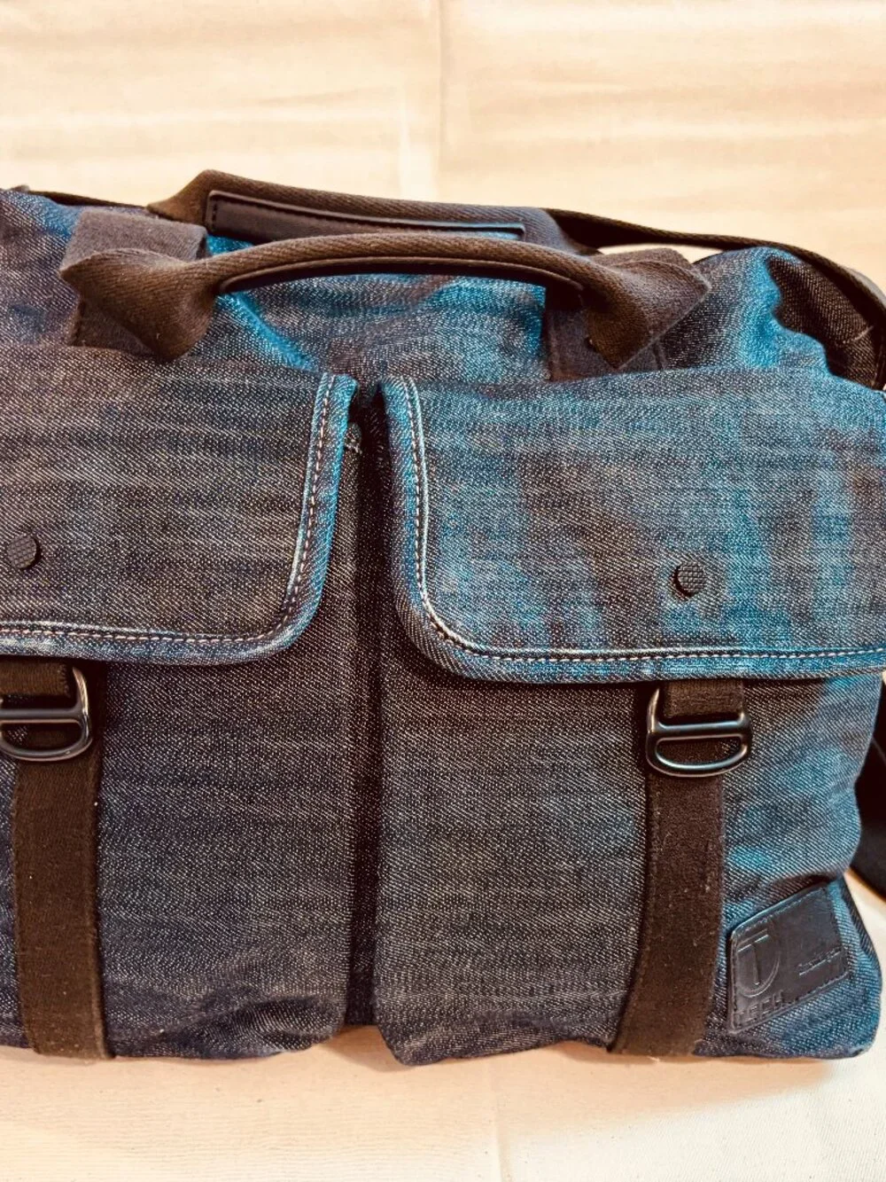 TUMI T-Tech 57522DN Essential Gear Blue Travel Messenger Duffel Shoulder Bag